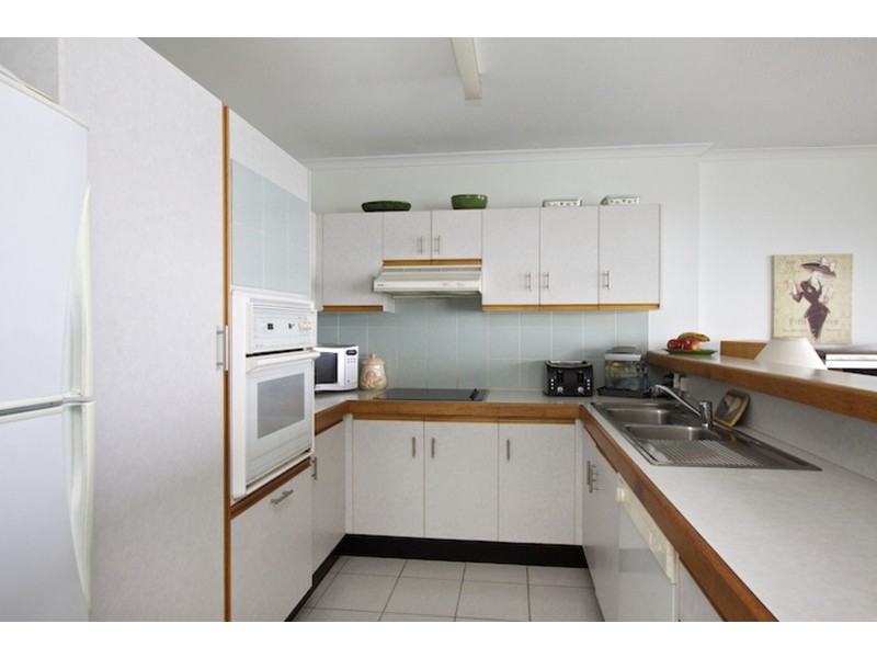 17/62 Marine Parade, Coolangatta QLD 4225