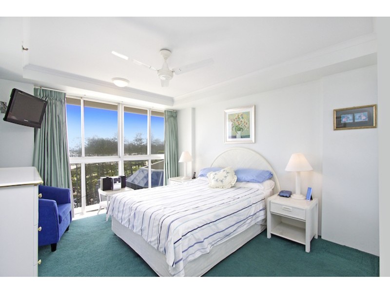 17/62 Marine Parade, Coolangatta QLD 4225