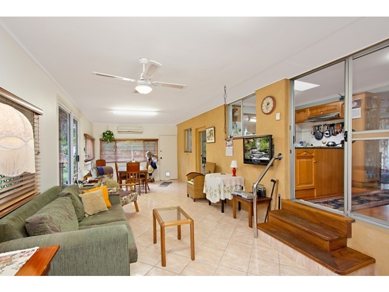 9 Blue Waters Crescent, Tweed Heads West NSW 2485