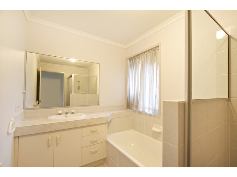 2/14 Carstens Court, Currumbin Waters QLD 4223