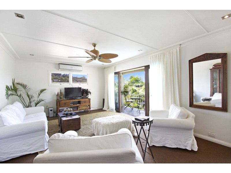 55 Ballow Street, Coolangatta QLD 4225