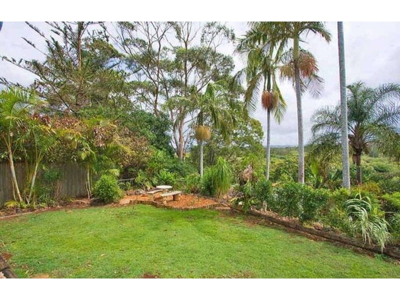 22 Hibiscus Parade, Banora Point NSW 2486