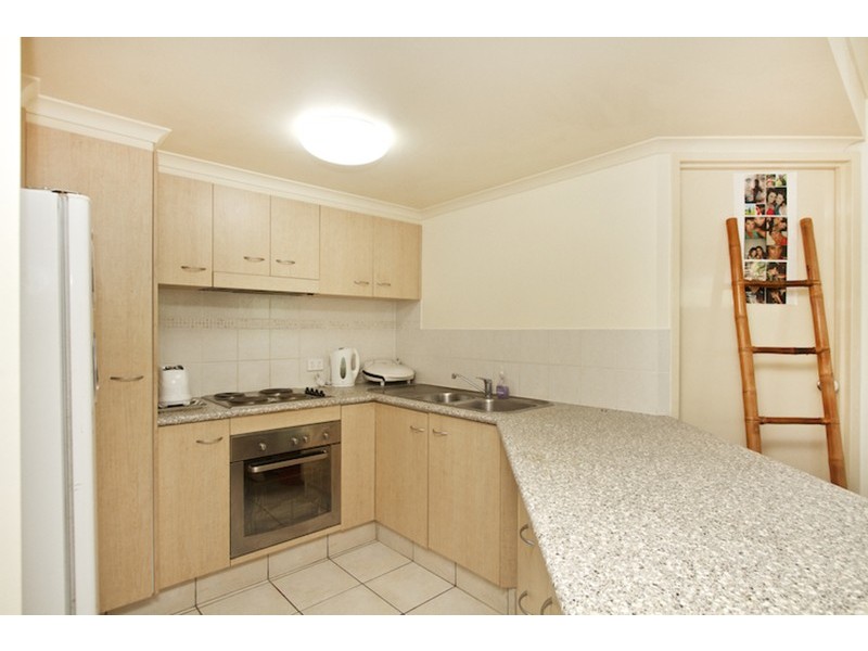 10/37 Dixon Street, Coolangatta QLD 4225