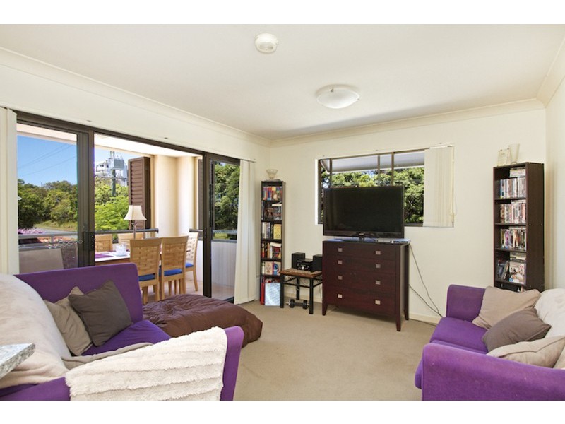 10/37 Dixon Street, Coolangatta QLD 4225