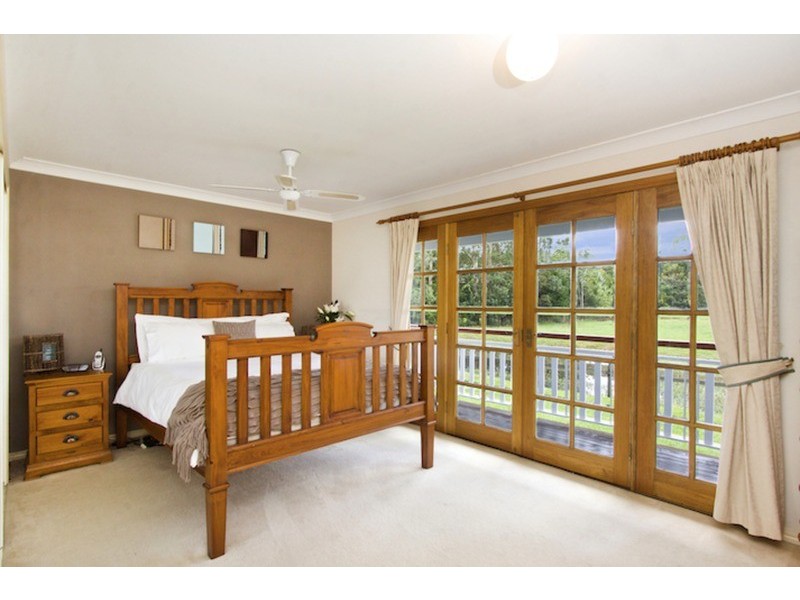 14 Pine Tree Place, Piggabeen NSW 2486