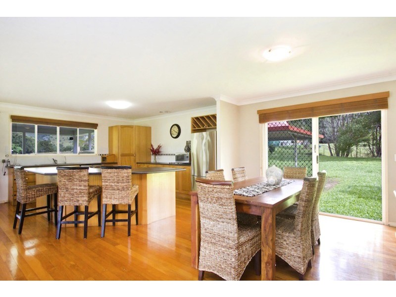 14 Pine Tree Place, Piggabeen NSW 2486