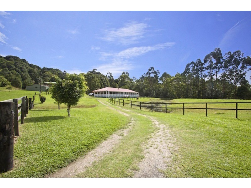 14 Pine Tree Place, Piggabeen NSW 2486