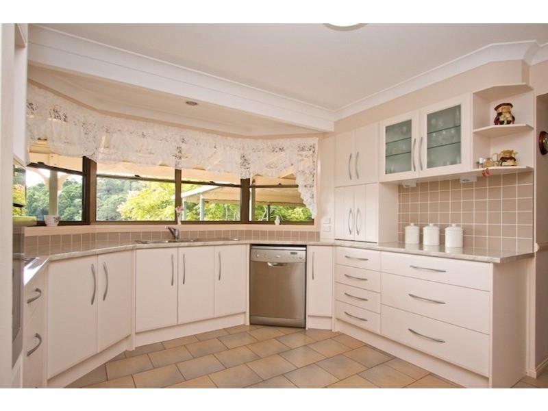 15 Eva Crescent, Piggabeen NSW 2486