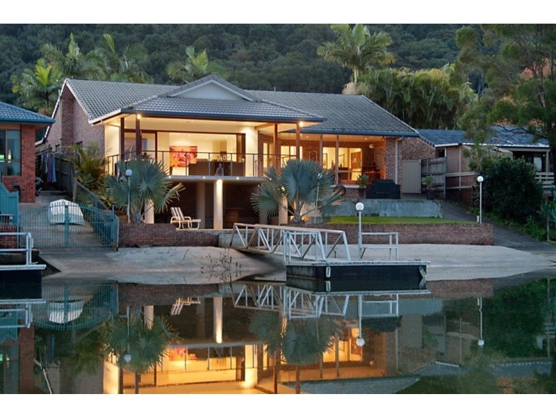 96 Old Ferry Road, Banora Point NSW 2486