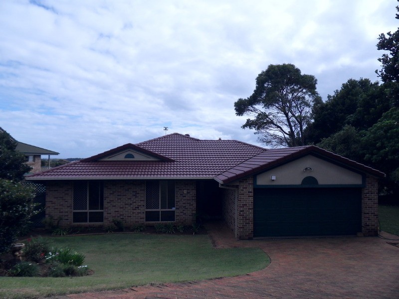 17 Stonehaven Way, Banora Point NSW 2486