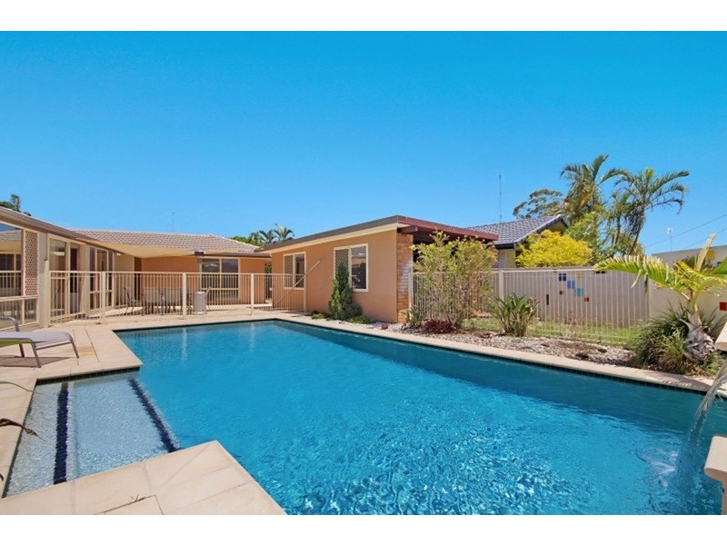 67 Riviera Avenue, Tweed Heads West NSW 2485