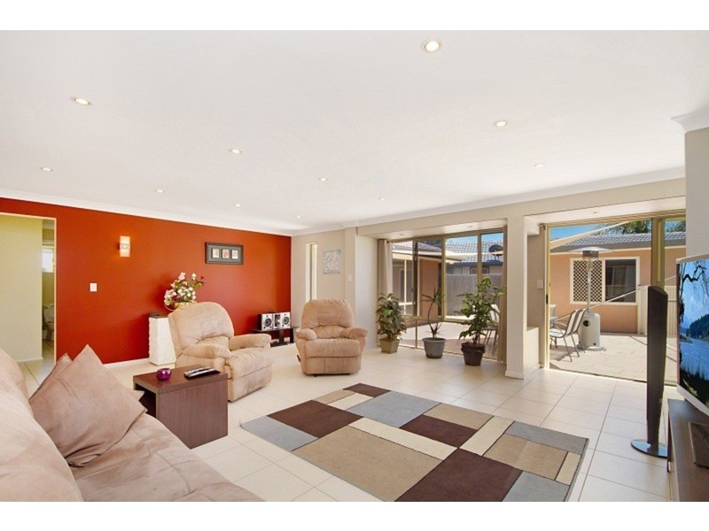 67 Riviera Avenue, Tweed Heads West NSW 2485