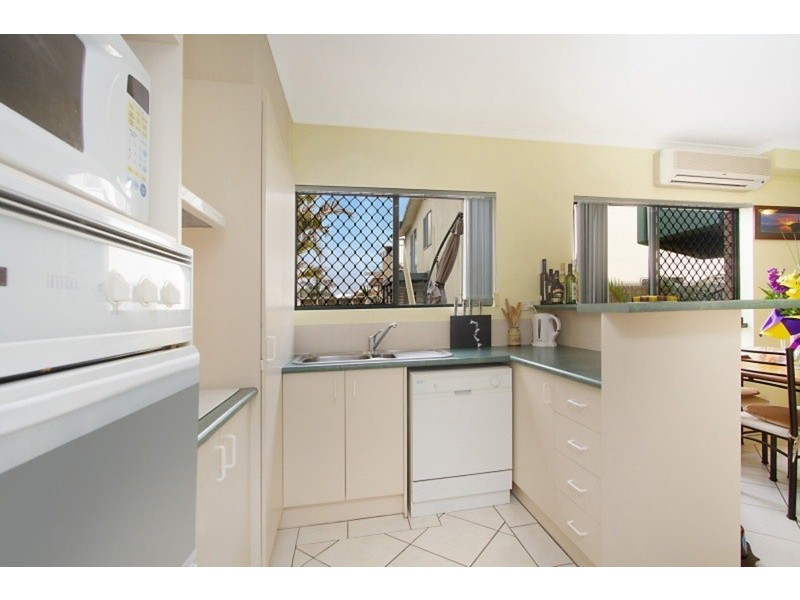 3/52 Pacific Parade, Bilinga QLD 4225