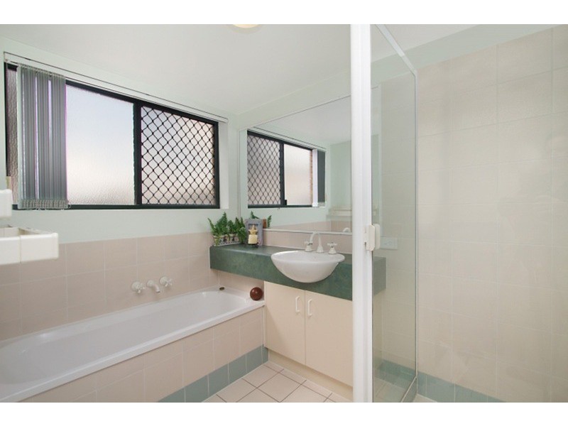 3/52 Pacific Parade, Bilinga QLD 4225