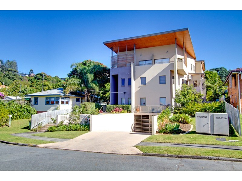 4/77 McLean Street, Coolangatta QLD 4225