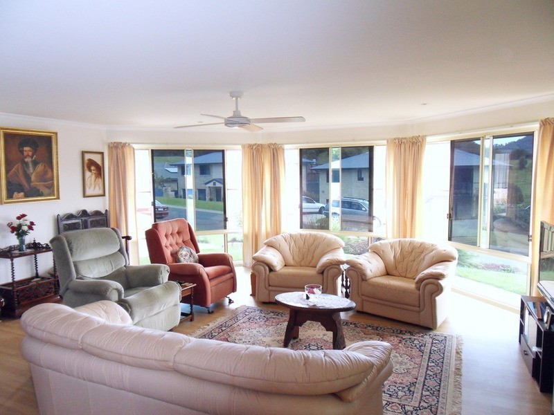 11 Mt Lindesay Avenue, Murwillumbah NSW 2484