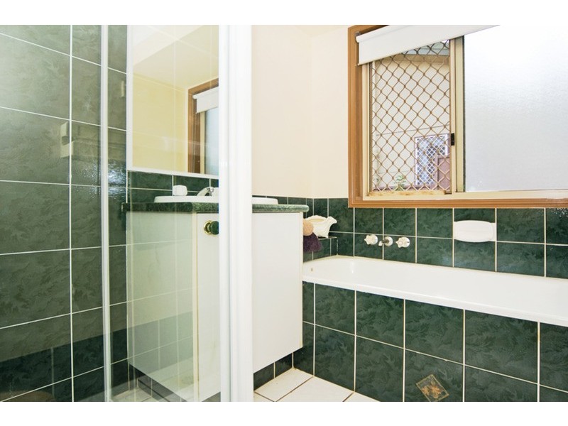 73 Hillcrest Avenue, Tweed Heads South NSW 2486