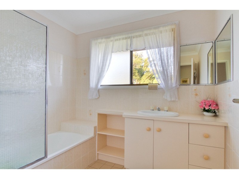 24 Ocean Avenue, Tweed Heads South NSW 2486