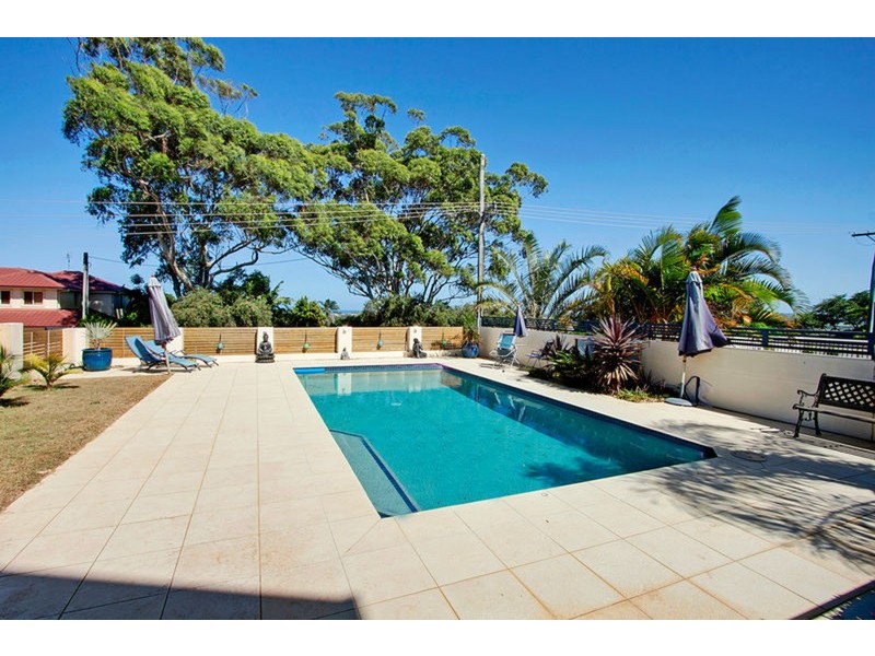 7 Peter Street, Banora Point NSW 2486