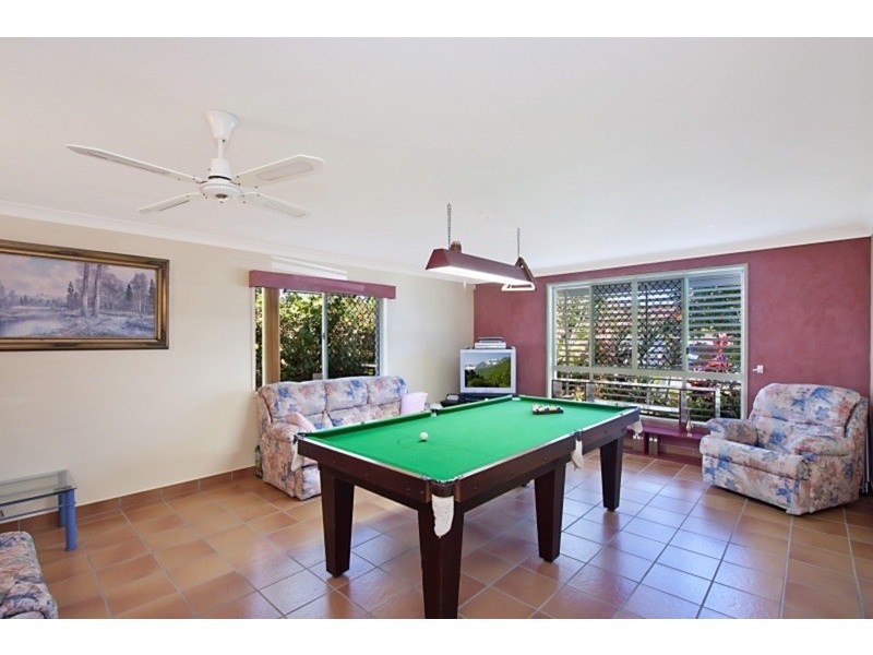 15 Sunset Boulevard, Tweed Heads West NSW 2485