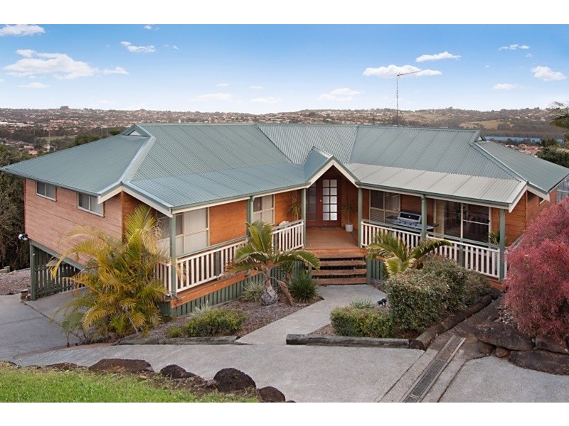 5 Champagne Drive, Tweed Heads South NSW 2486