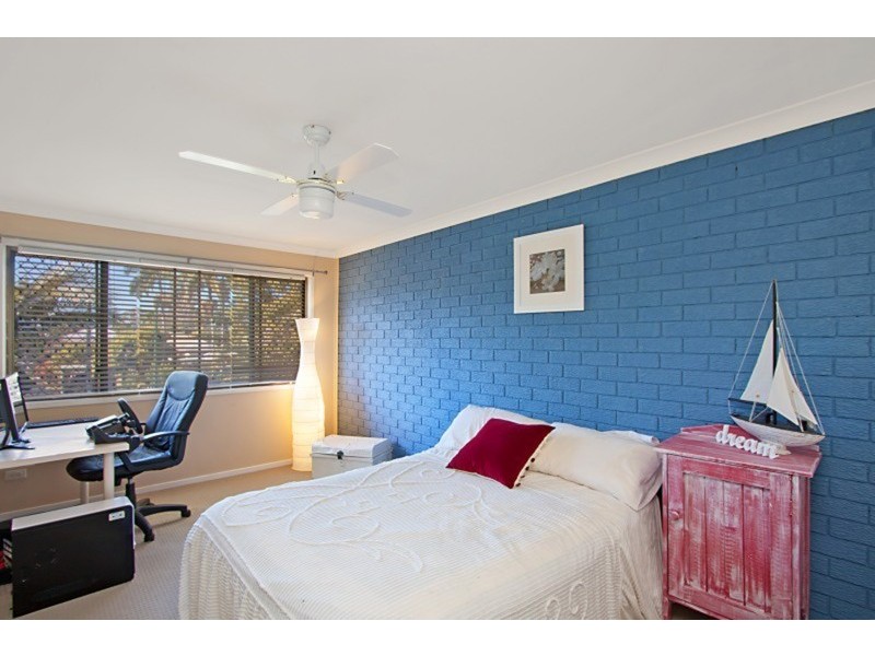 2/15 Gray Street, Tweed Heads West NSW 2485