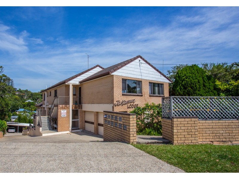 2/57 Dixon Street, Coolangatta QLD 4225