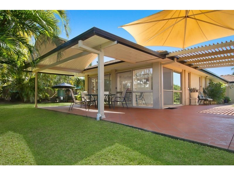 2 Admiralty Place, Banora Point NSW 2486