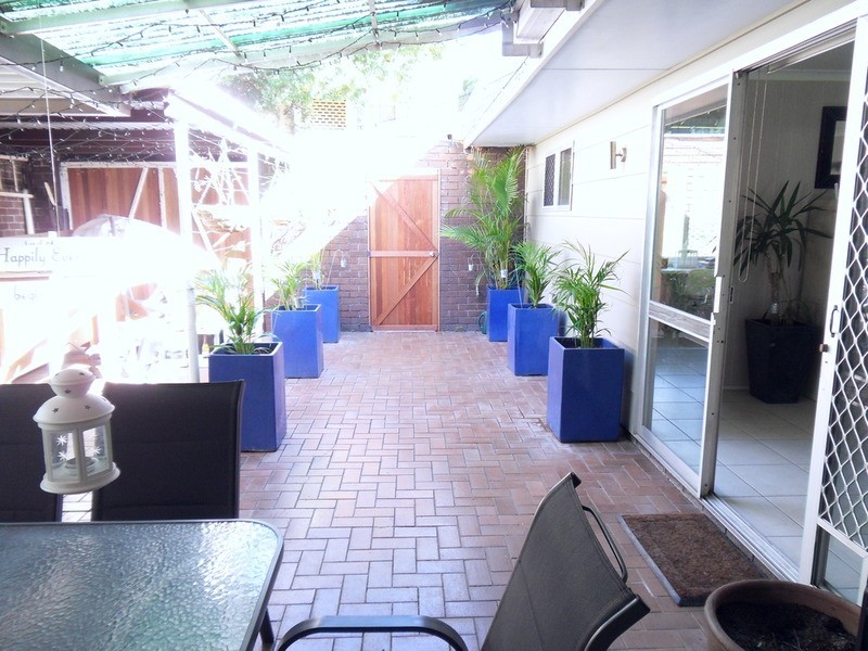 Coolangatta QLD 4225