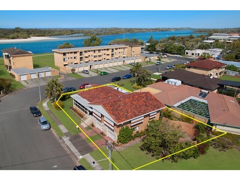 2 Ivory  Crescent, Tweed Heads NSW 2485