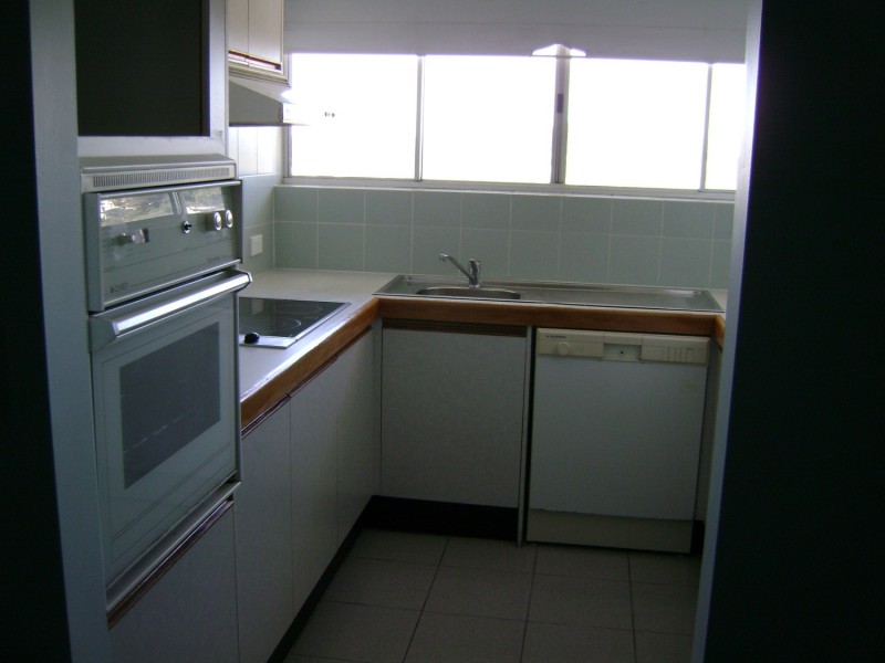 124/62 Marine Parade, Coolangatta QLD 4225