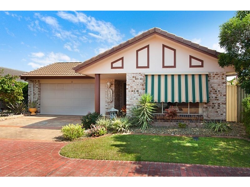 7/3 Clifton Walk, Wanda  Court, Banora Point NSW 2486