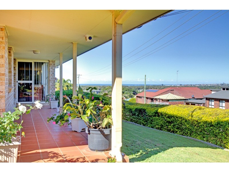 1/12 Mibbin  Parade, Banora Point NSW 2486