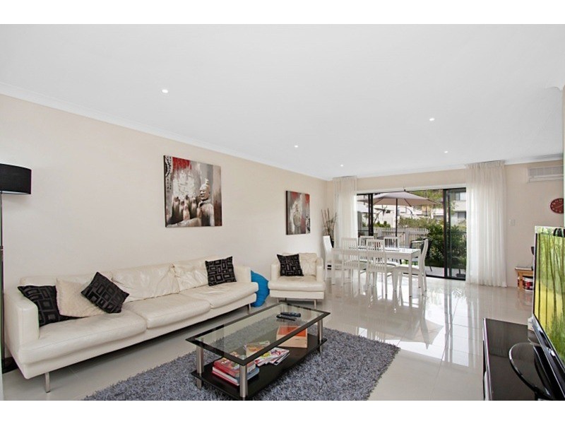 118/2 Inland  Drive, Tugun QLD 4224