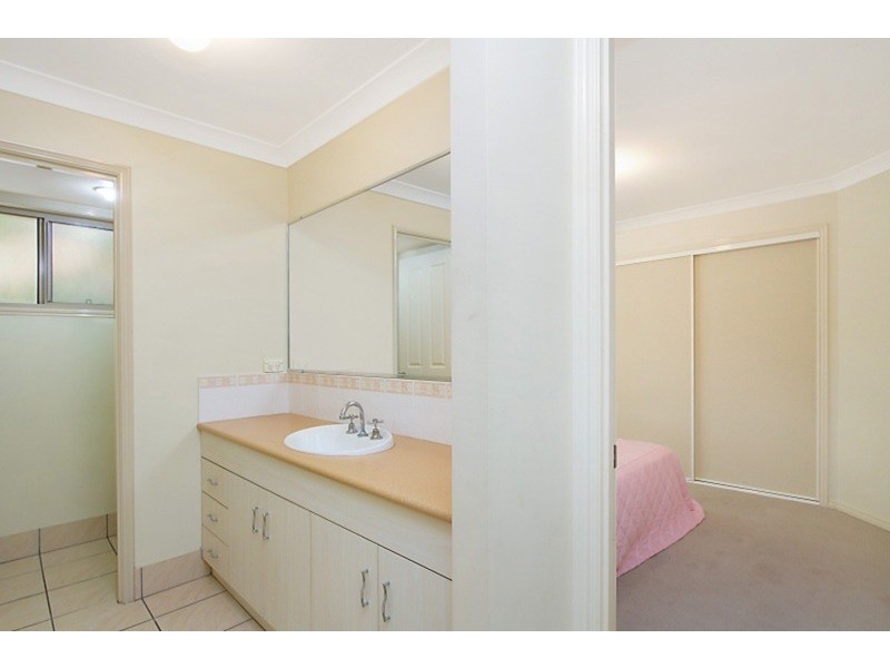 35 Traminer Court, Banora Point NSW 2486