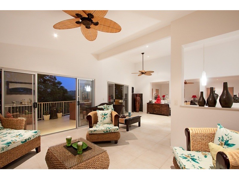 8 Westwood Street, Banora Point NSW 2486