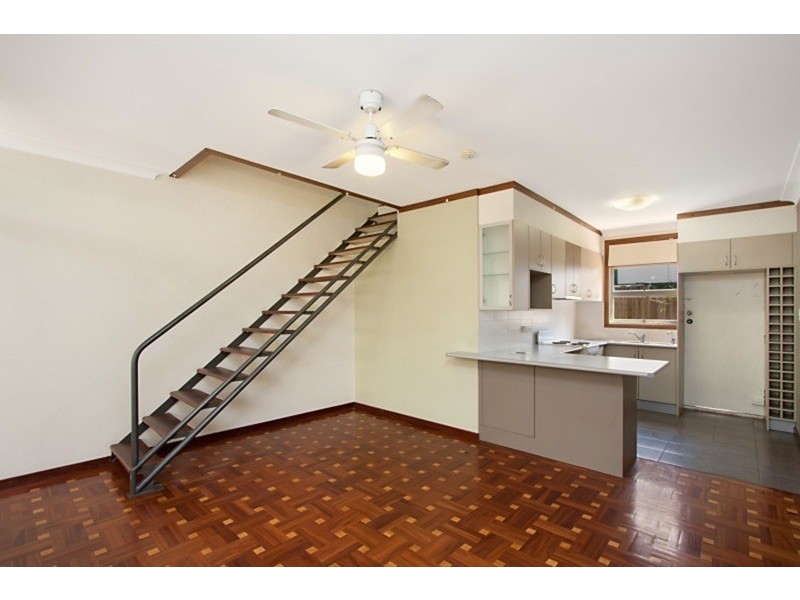 4/3 George  Street, Bilinga QLD 4225