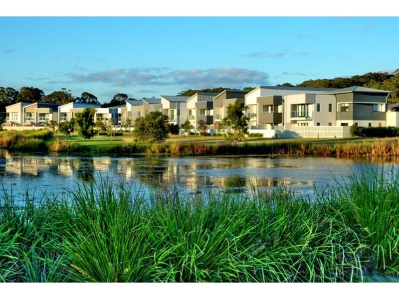 169/2 Inland  Drive, Tugun QLD 4224