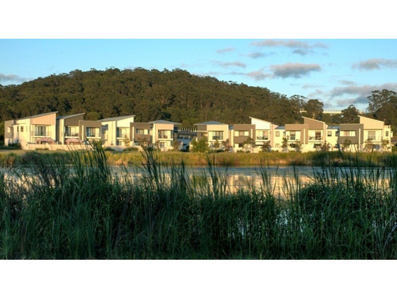 169/2 Inland  Drive, Tugun QLD 4224