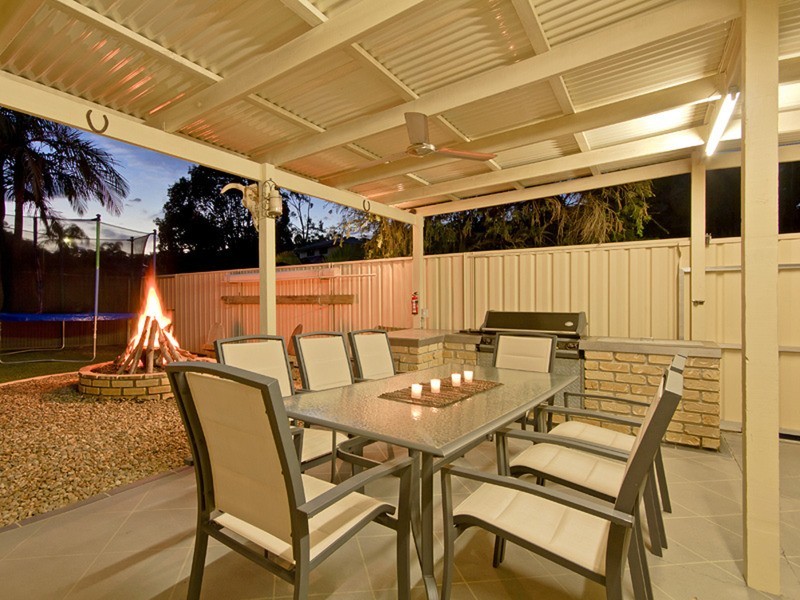 2 Mikonos  Court, Currumbin Waters QLD 4223