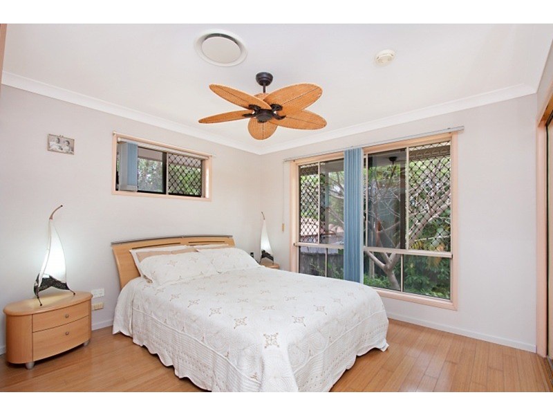 24 Amaroo Drive, Banora Point NSW 2486