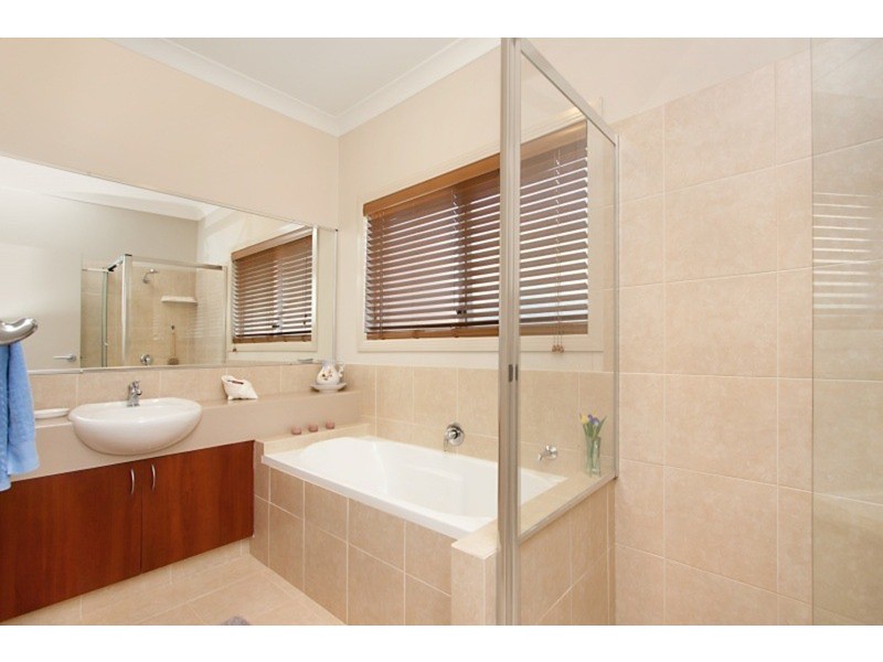 1/25 Grassmere Court, Banora Point NSW 2486