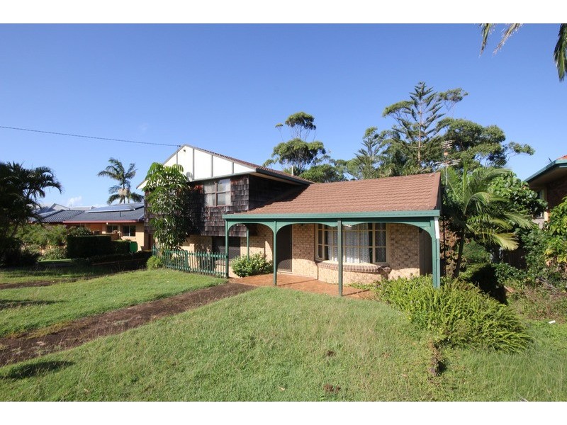24 Hibiscus Parade, Banora Point NSW 2486