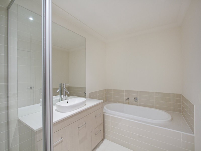 41/2 Inland  Drive, Tugun QLD 4224