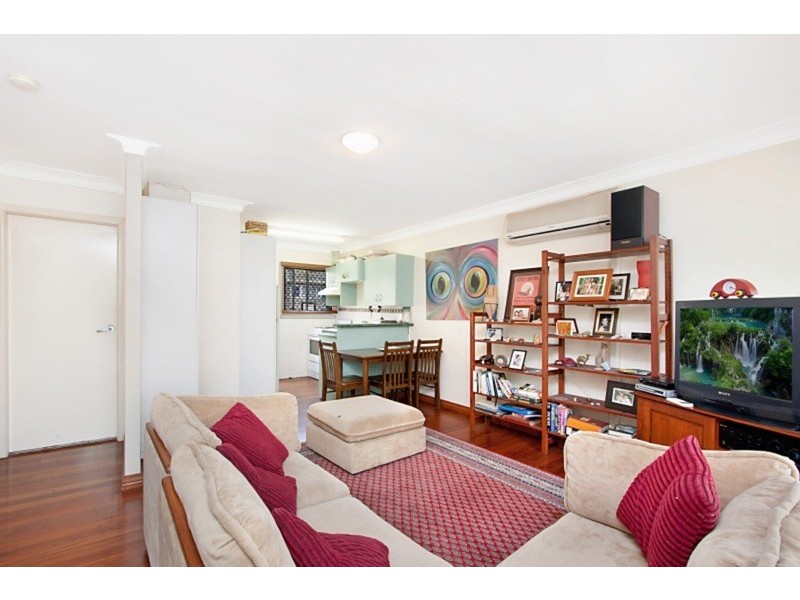 5/4 Johnston  Street, Bilinga QLD 4225