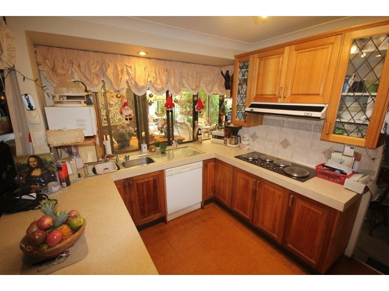 16 Chown Avenue, Currumbin Waters QLD 4223