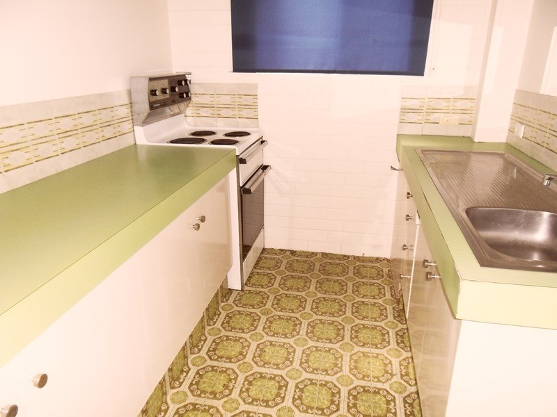 16/28 Miles Street, Coolangatta QLD 4225