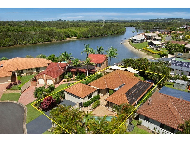 2 Admiralty Place, Banora Point NSW 2486