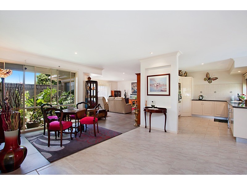 4 Macquarie  Street, Banora Point NSW 2486