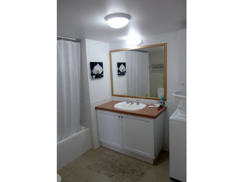 334/99 Calypso Plaza, Coolangatta QLD 4225